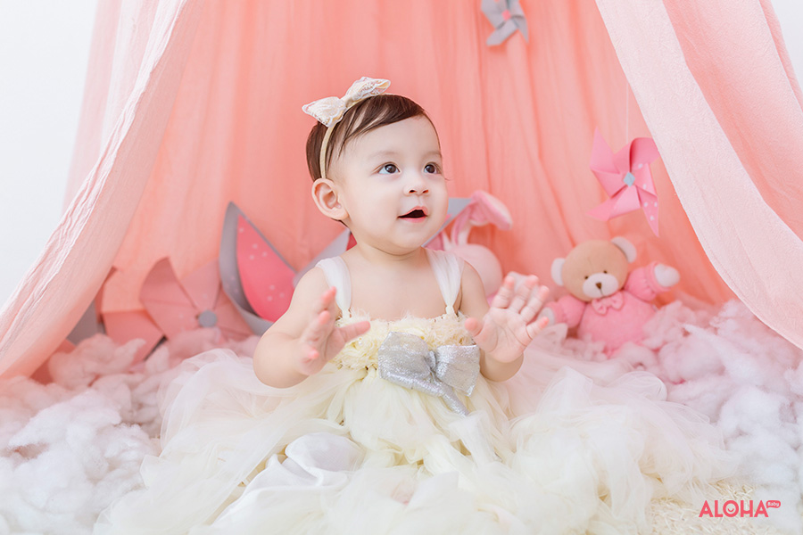 album ảnh bé sinh nhật 1 tuổi Nhật Ánh